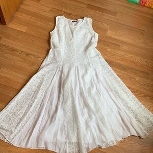Vintage Y2K Phool white floral lace fit and flare sleeveless midi dress. Size M.